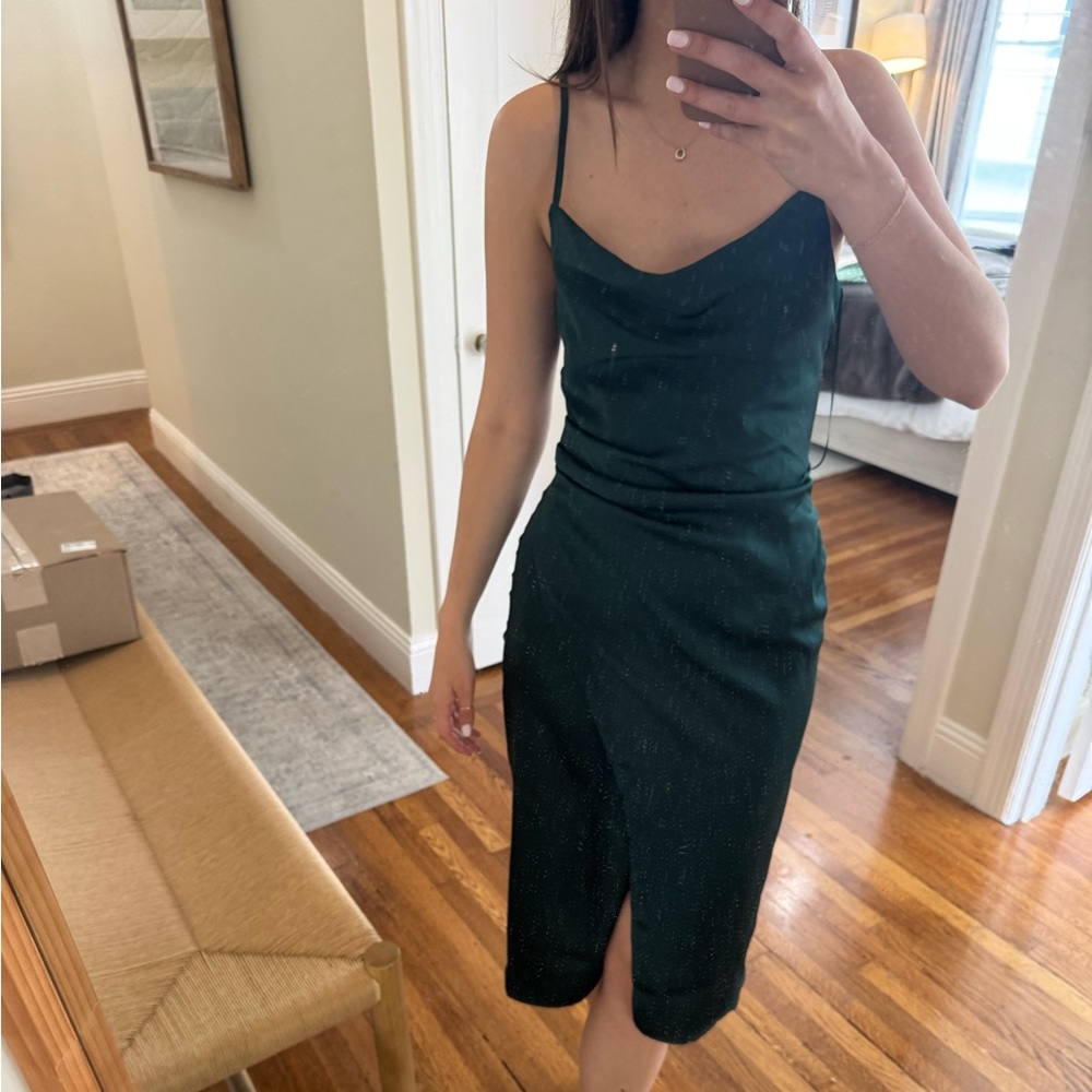 Elegant Green Sleeveless Dress
